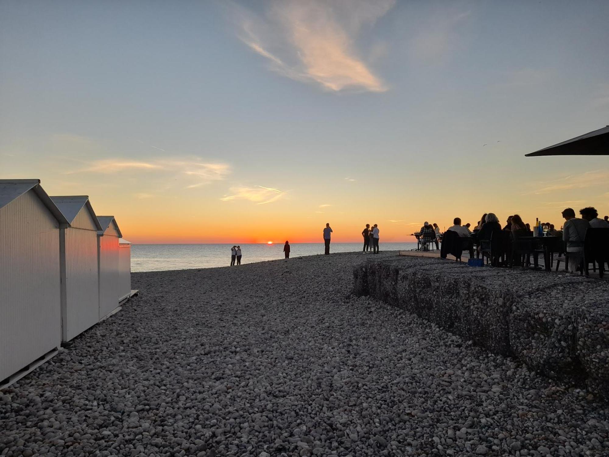 "Le Juguili" 46M2 En Front De Mer - 4 Personnes - Animaux Ok - Entierement Renove - Haut De Gamme - Wifi Mers-les-Bains Zewnętrze zdjęcie